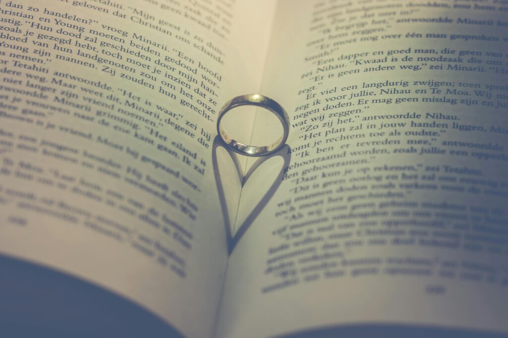 7 Shocking Differences Between Love and Marriage