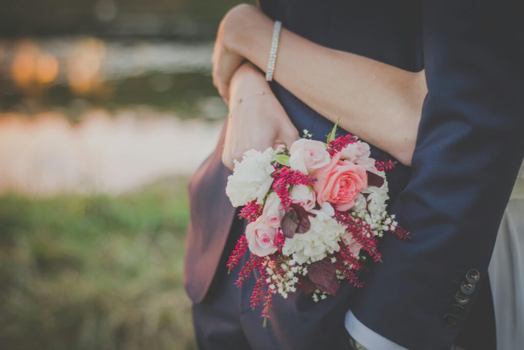 5 Healthy Habits That Keeps Your Happy Marriage