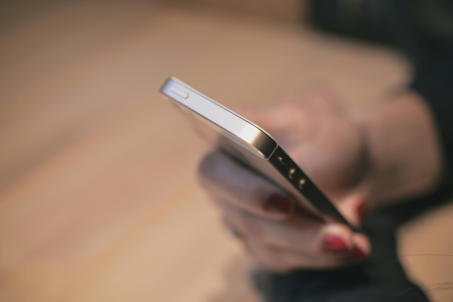 “Brain Rot” TikTok Rots Your Brain: How Short Videos Keep You Scrolling Non-Stop