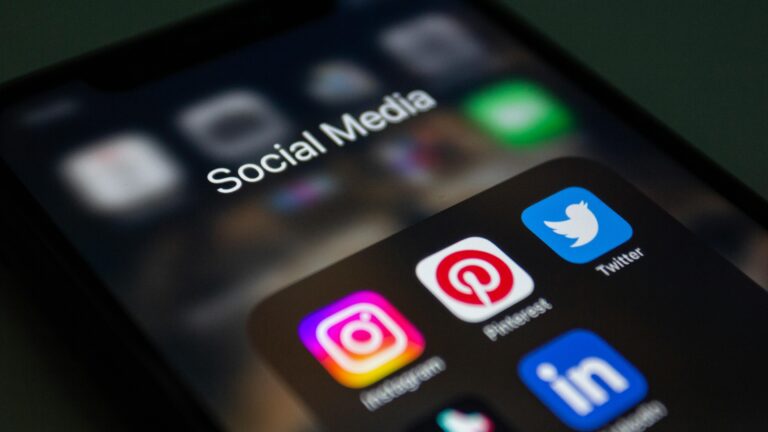 Understanding How Social Media Affects Mental Health Today