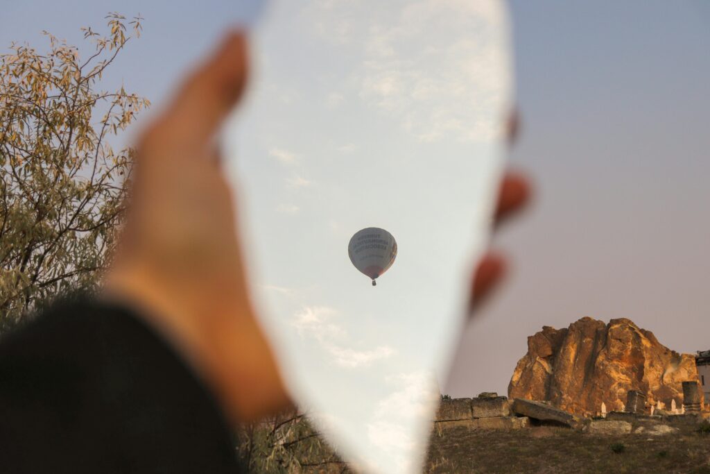 The Avoidant Dismissive Attachment Style: Hidden Signs & Steps to Healing