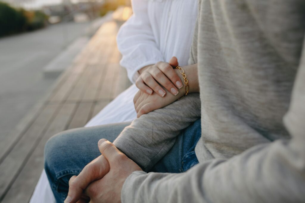 What’s A Dismissive Avoidant Attachment Style? The Complete Guide