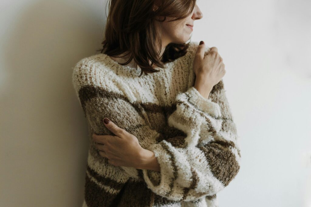 Do I Like Him? 10 Signs to Know If You Like Someone or Just Lonely