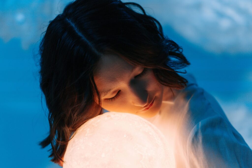 Fever Dream Meaning in Love: Are Your Relationship Goals Just a Pipe Dream?