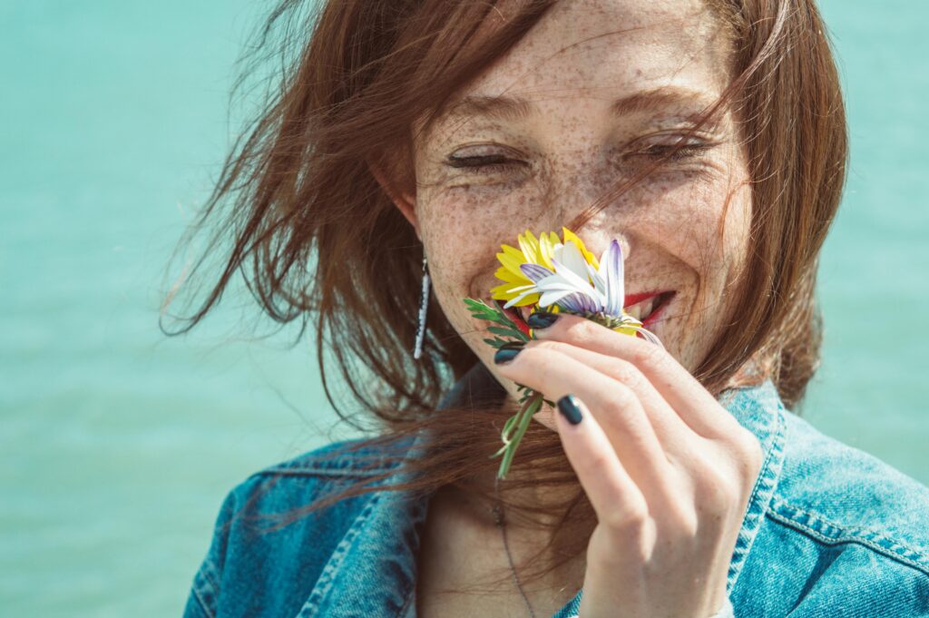 What Does Rizz Mean in Slang? The Ultimate Guide to Modern Charisma in Dating