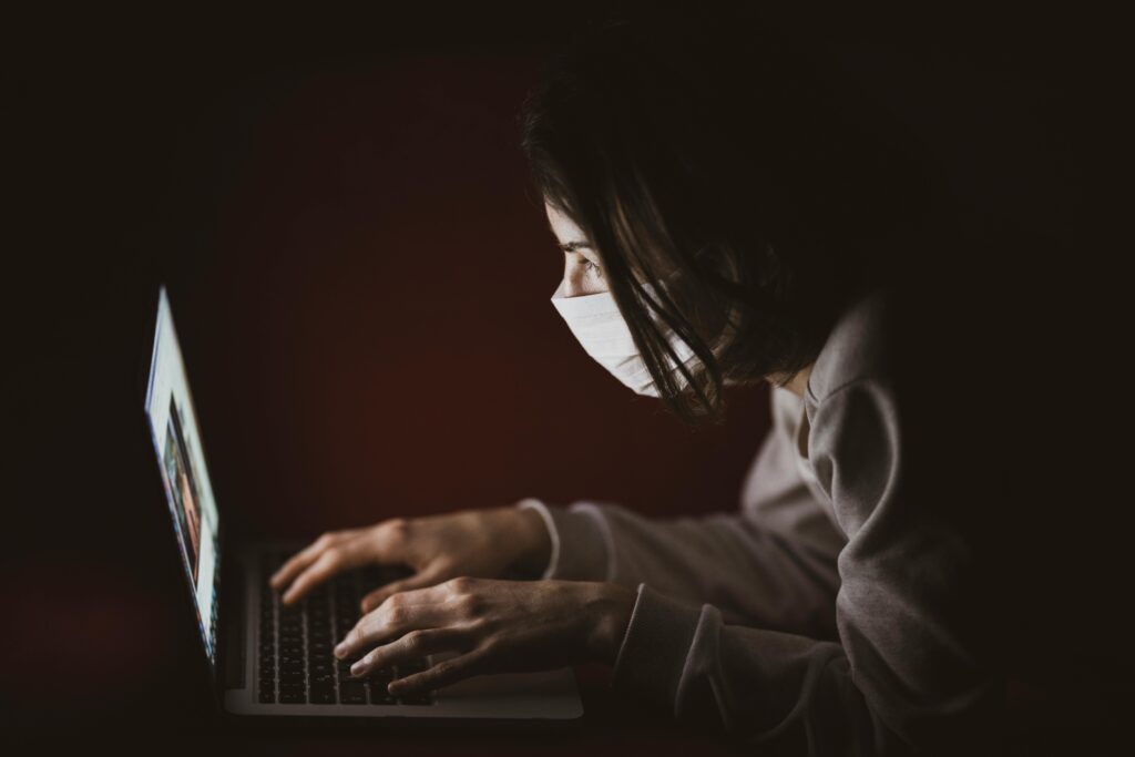 The Psychology of Why We Trust Strangers on the Internet More Than Our Neighbors