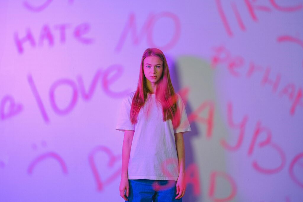 Anxious Ambivalent Attachment: 11 Signs You Overthink Love
