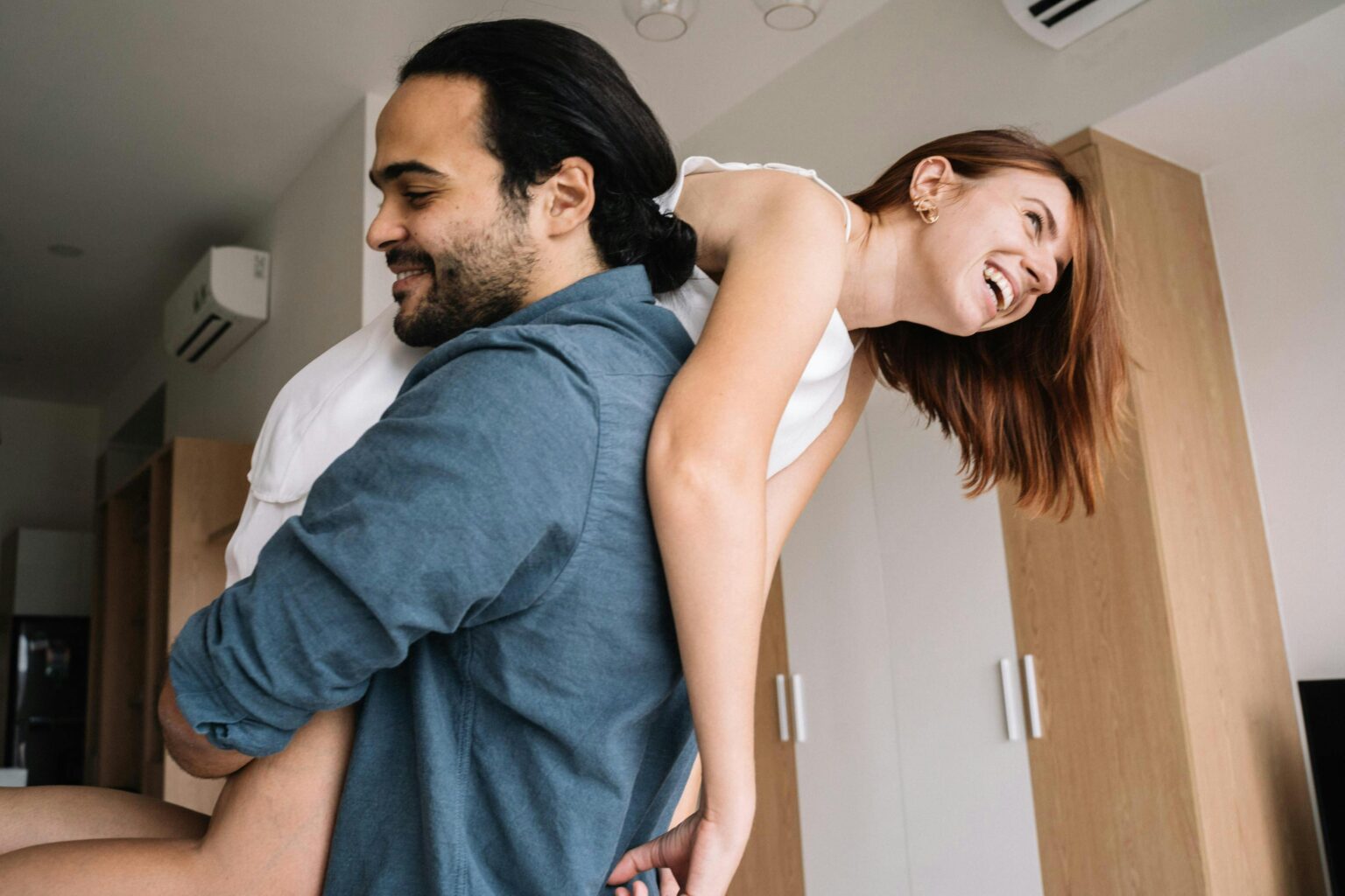 Positive vs Negative Reinforcement: Relationship Rules