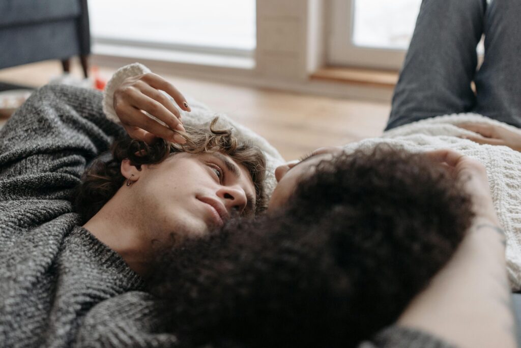 What Is a Golden Retriever Boyfriend? 7 Green Flags