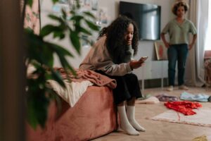 “I Hate My Mom”: 11 Reasons You Feel This Way And It’s OK