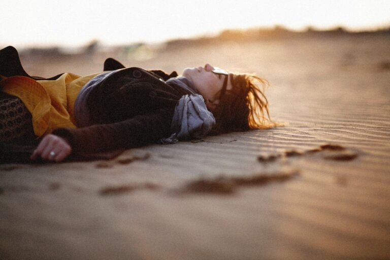 “Why Do I Feel Empty Inside?” Gentle Ways to Heal When You Can’t Cry Anymore